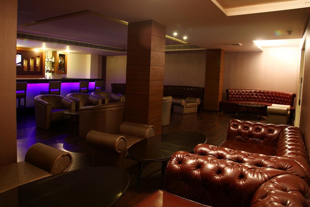 Continent Nakodar Hotel & Resorts Екстер'єр фото